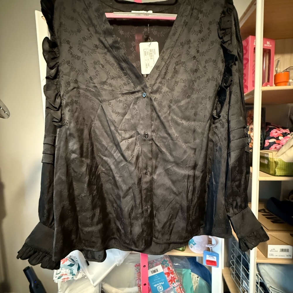 Sandro Elegant Black Blouse with Ruffles NWT Euro 4 - Picture 3 of 8
